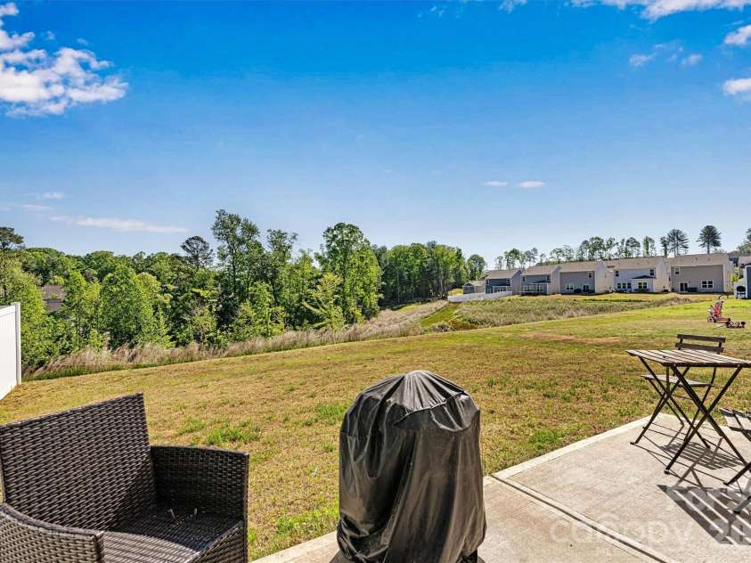 1241 37th Avenue Lane, Hickory, NC 28601.  MLS# CAR4373443, YatesRealty ID 18026. 