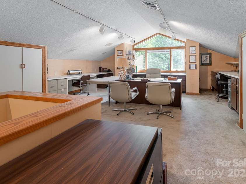 69 Forest Road, Asheville, NC 28803.  MLS# CAR4253523, YatesRealty ID 18027. 