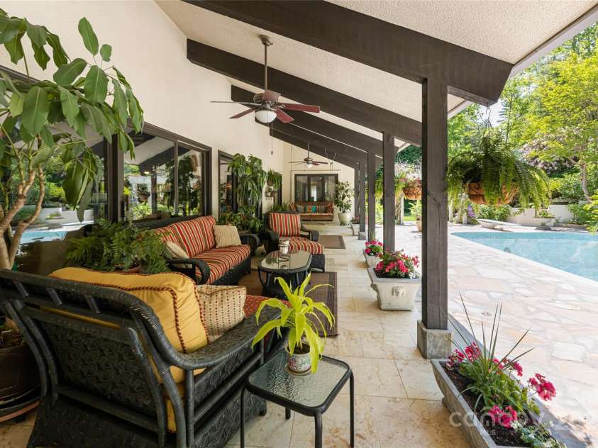 69 Forest Road, Asheville, NC 28803.  MLS# CAR4253523, YatesRealty ID 18027. 