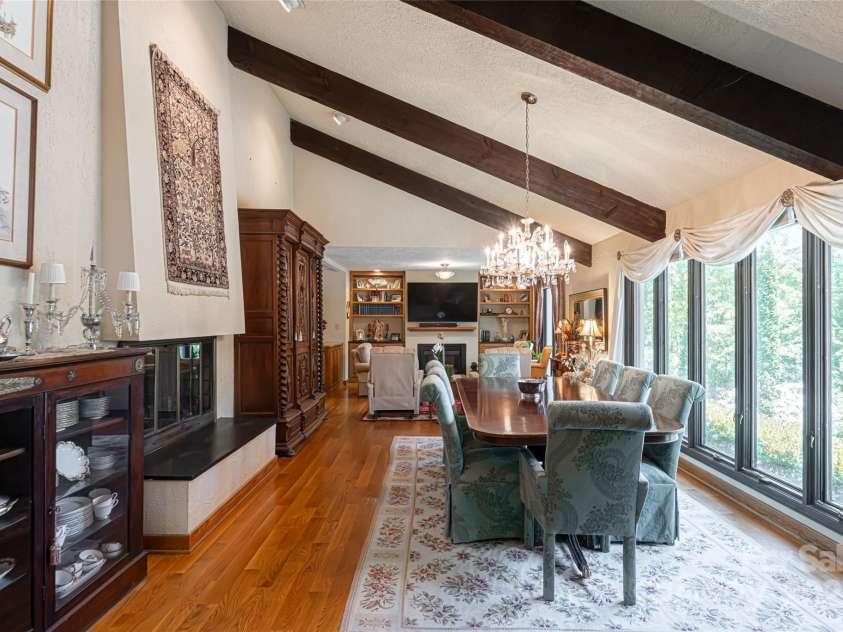 69 Forest Road, Asheville, NC 28803.  MLS# CAR4253523, YatesRealty ID 18027. Dining