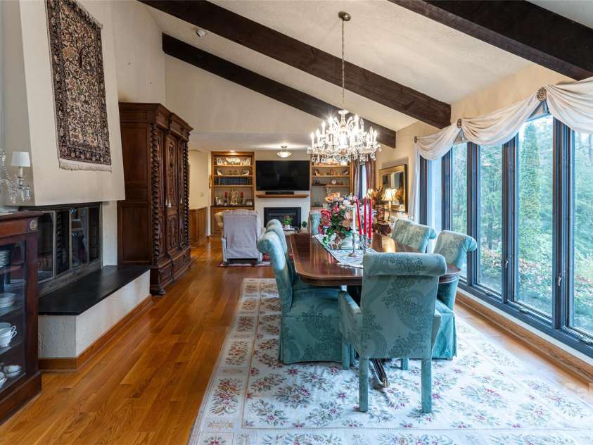 69 Forest Road, Asheville, NC 28803.  MLS# CAR4253523, YatesRealty ID 18027. Dining