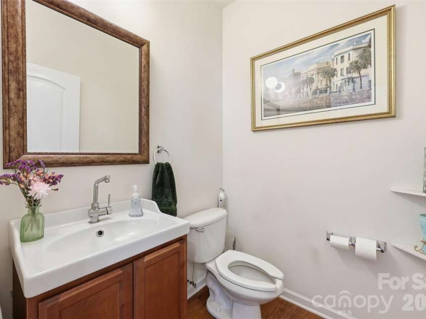 879 Ivy Trail Way, Fort Mill, SC 29715.  MLS# CAR4363773, YatesRealty ID 18027. Half Bath