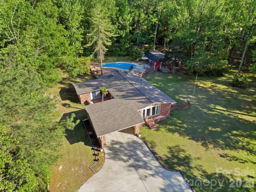 2904 Lyndell Way, Lancaster, SC 29720.  MLS# CAR4376287, YatesRealty ID 18028. Welcome to 2904 Lyndell Way