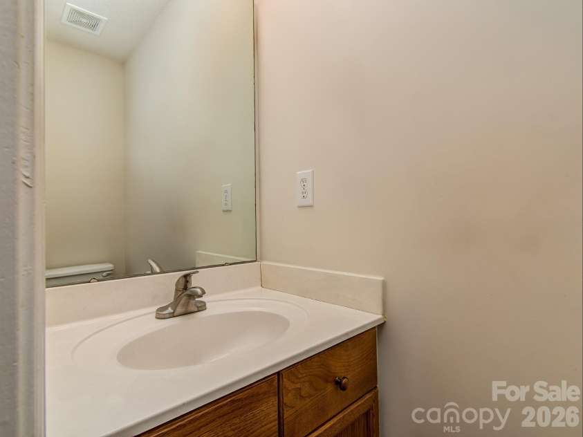 12844 Spirit Bound Way, Charlotte, NC 28273.  MLS# CAR4377015, YatesRealty ID 18030. 