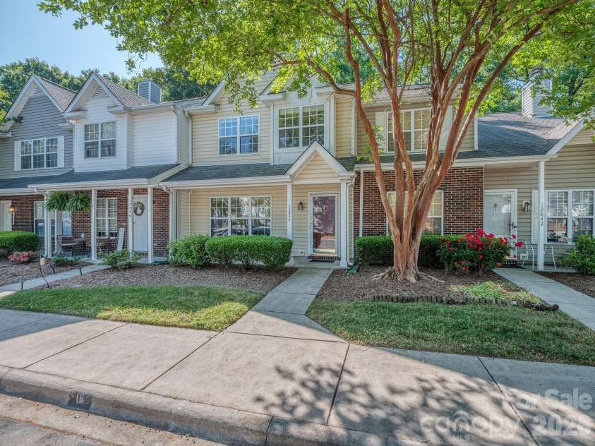 12844 Spirit Bound Way, Charlotte, NC 28273.  MLS# CAR4377015, YatesRealty ID 18030. 