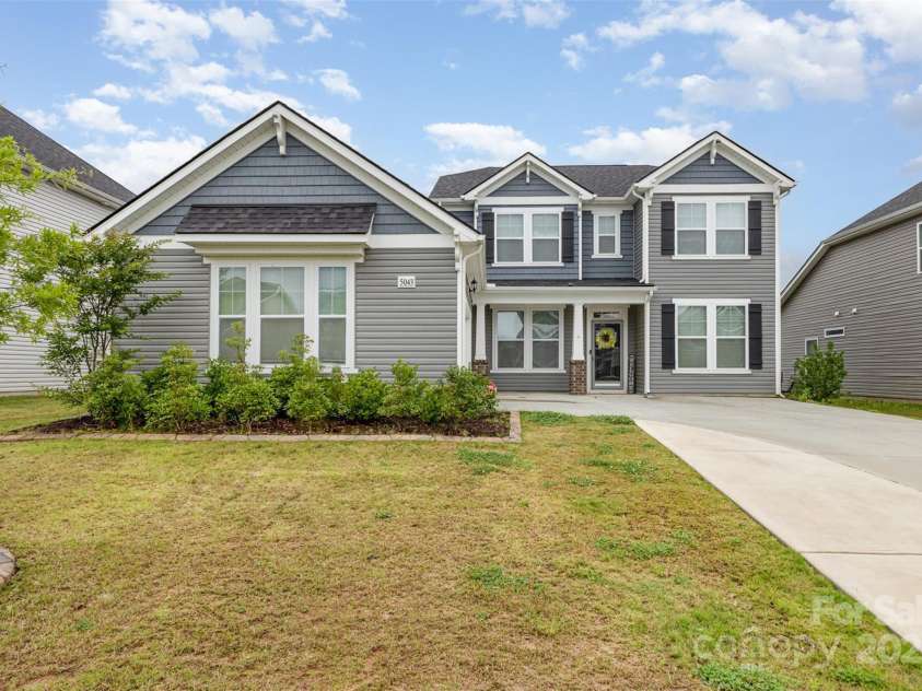 5043 Baileys Run Drive, Rock Hill, SC 29732.  MLS# CAR4261076, YatesRealty ID 18030. 