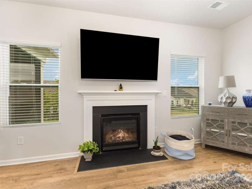 5043 Baileys Run Drive, Rock Hill, SC 29732.  MLS# CAR4261076, YatesRealty ID 18030. 