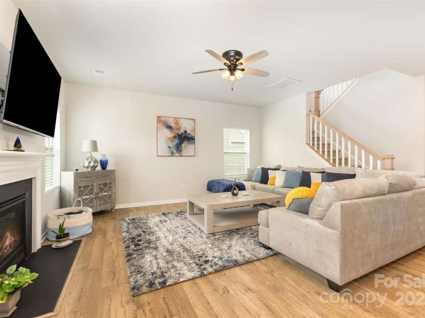 5043 Baileys Run Drive, Rock Hill, SC 29732.  MLS# CAR4261076, YatesRealty ID 18030. 