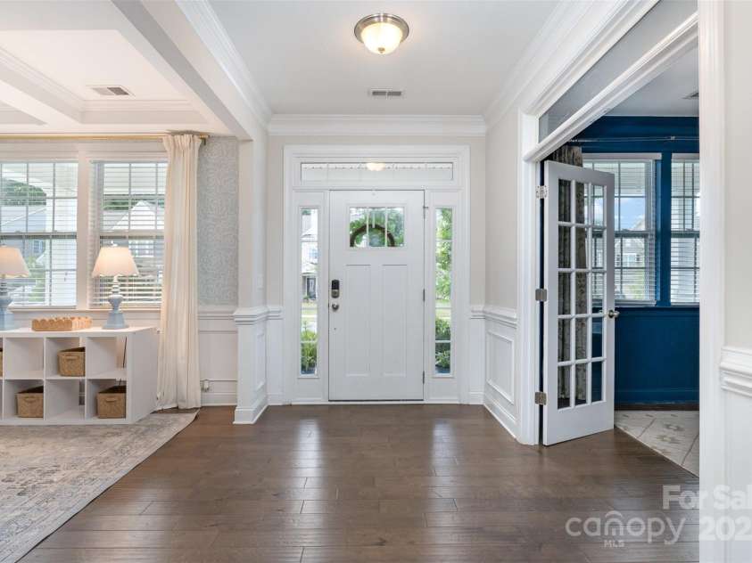 11234 Smokethorn Drive, Concord, NC 28027.  MLS# CAR4243179, YatesRealty ID 18031. Entryway to home