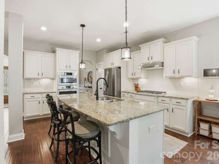 588 Highland Ridge Point, Clover, SC 29710.  MLS# CAR4372280, YatesRealty ID 18032. 