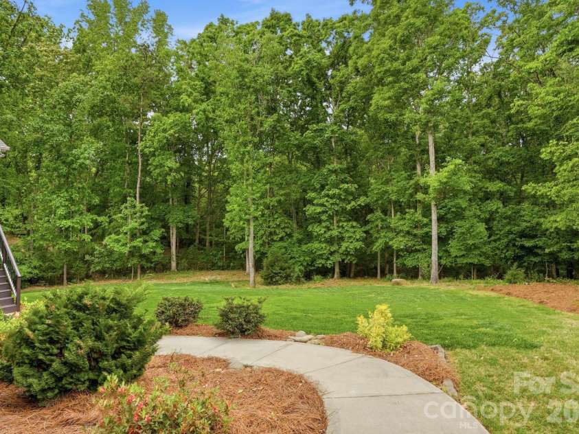 588 Highland Ridge Point, Clover, SC 29710.  MLS# CAR4372280, YatesRealty ID 18032. 