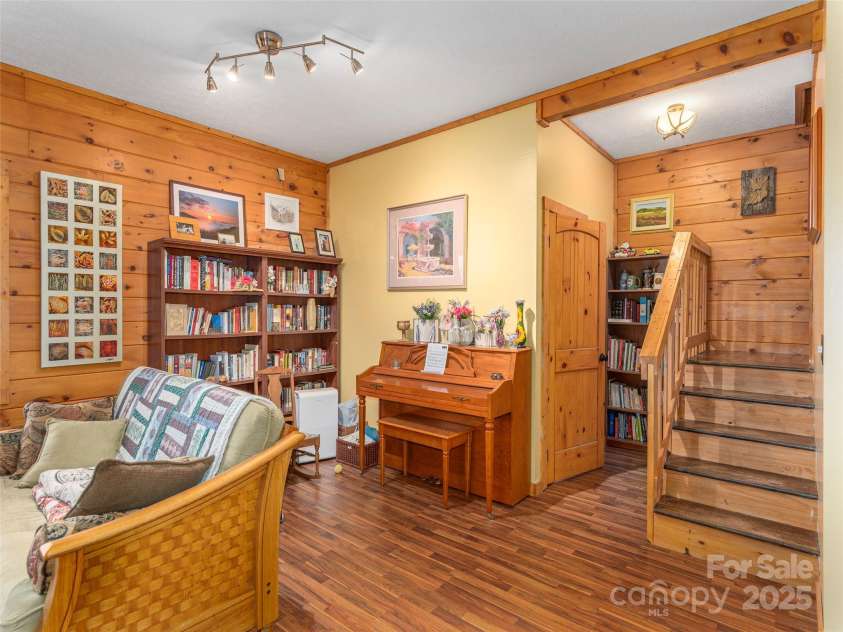 90 Junco Trail, Waynesville, NC 28785.  MLS# CAR4252158, YatesRealty ID 18032. Fully Finished Basement/Hobby/Bonus Room