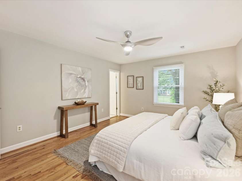 1909 Lawton Bluff Road, Charlotte, NC 28226.  MLS# CAR4372749, YatesRealty ID 18033. 
