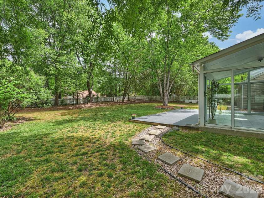 1909 Lawton Bluff Road, Charlotte, NC 28226.  MLS# CAR4372749, YatesRealty ID 18033. 