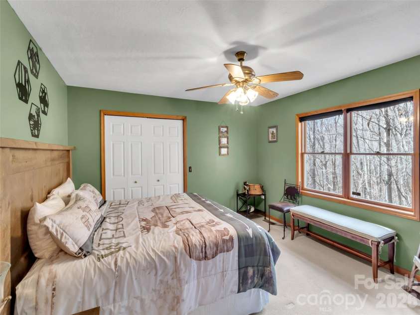 371 Falcon Ridge Drive, Waynesville, NC 28786.  MLS# CAR4337499, YatesRealty ID 18034. 