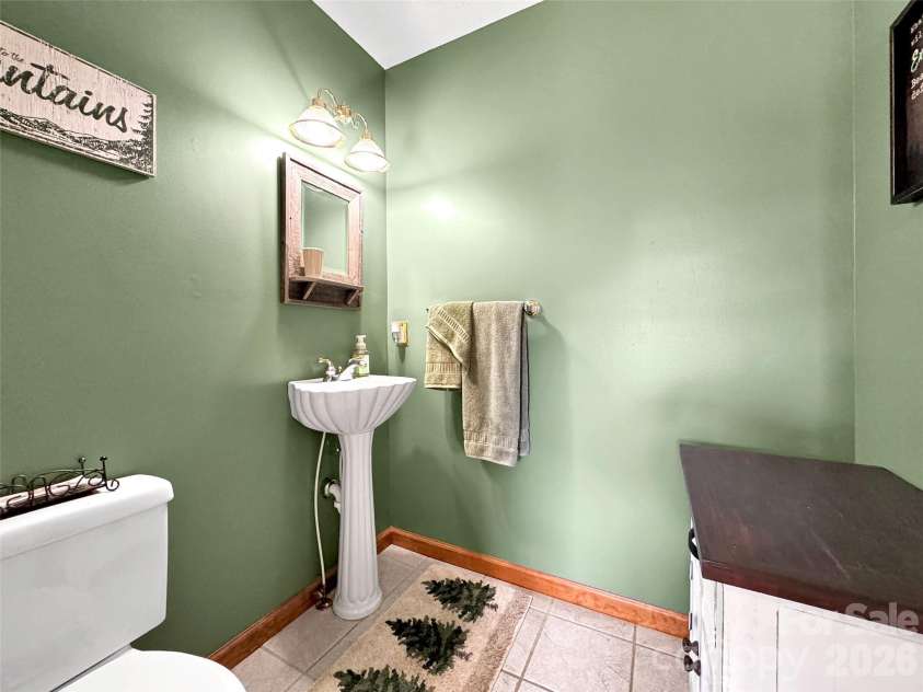 371 Falcon Ridge Drive, Waynesville, NC 28786.  MLS# CAR4337499, YatesRealty ID 18034. 