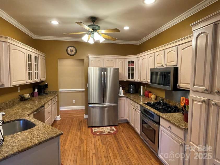 121 General Pemberton Street, Stanley, NC 28164.  MLS# CAR4247732, YatesRealty ID 18035. 