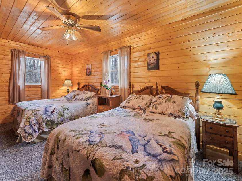 170 Blue Jay Loop, Maggie Valley, NC 28751.  MLS# CAR4244117, YatesRealty ID 18037. 