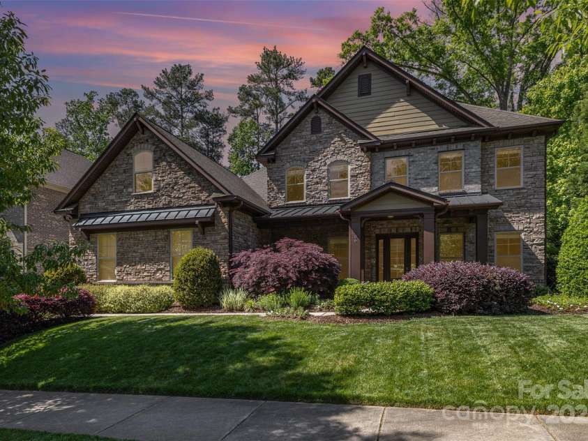 5706 Sardis Hall Court, Charlotte, NC 28270.  MLS# CAR4240467, YatesRealty ID 18038. 