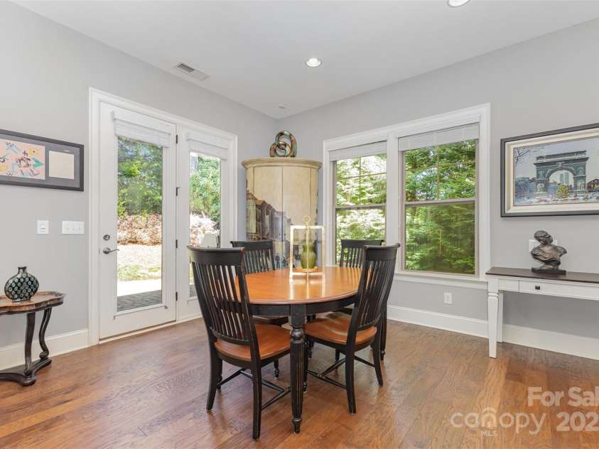 5706 Sardis Hall Court, Charlotte, NC 28270.  MLS# CAR4240467, YatesRealty ID 18038. 