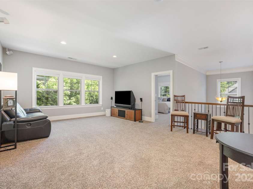 5706 Sardis Hall Court, Charlotte, NC 28270.  MLS# CAR4240467, YatesRealty ID 18038. 