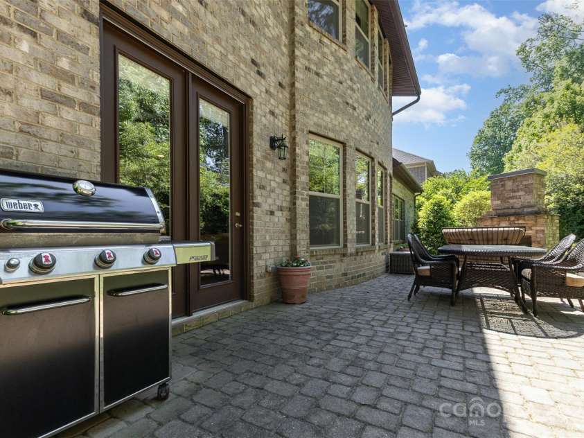 5706 Sardis Hall Court, Charlotte, NC 28270.  MLS# CAR4240467, YatesRealty ID 18038. 