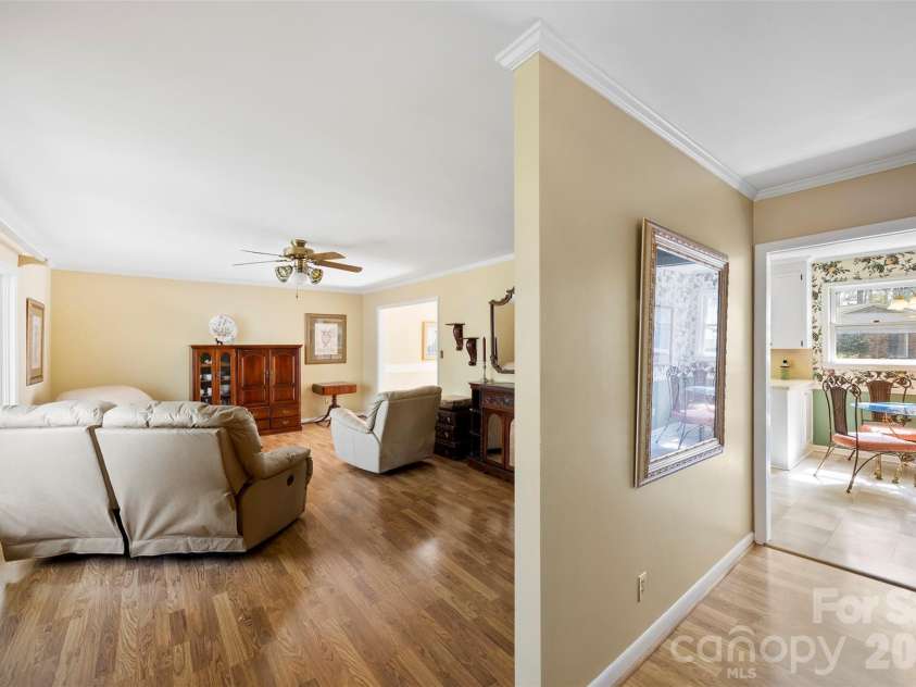501 Mountainbrook Road, Lancaster, SC 29720.  MLS# CAR4361469, YatesRealty ID 18039. 