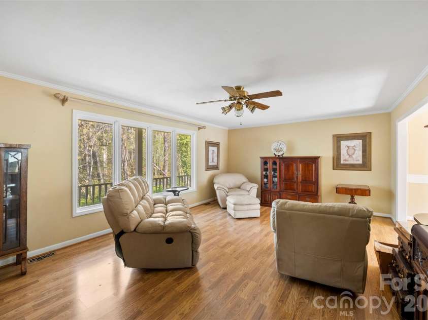 501 Mountainbrook Road, Lancaster, SC 29720.  MLS# CAR4361469, YatesRealty ID 18039. 