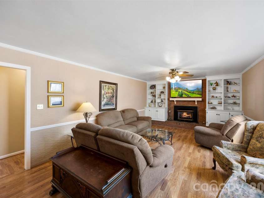 501 Mountainbrook Road, Lancaster, SC 29720.  MLS# CAR4361469, YatesRealty ID 18039. 