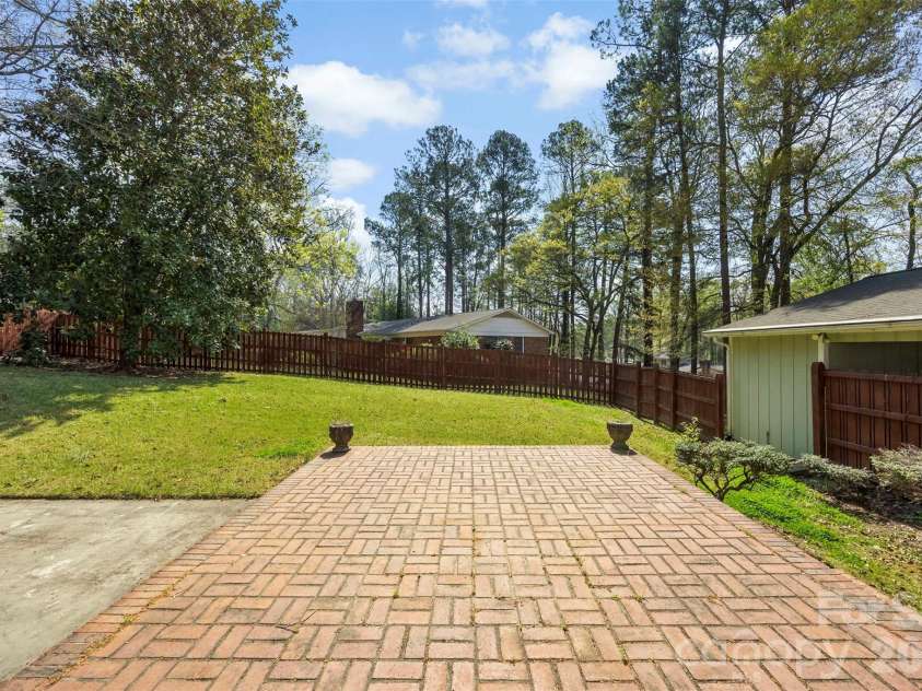 501 Mountainbrook Road, Lancaster, SC 29720.  MLS# CAR4361469, YatesRealty ID 18039. 