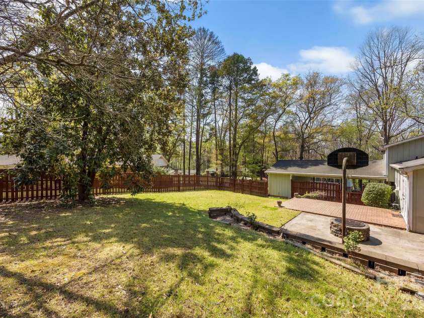 501 Mountainbrook Road, Lancaster, SC 29720.  MLS# CAR4361469, YatesRealty ID 18039. 