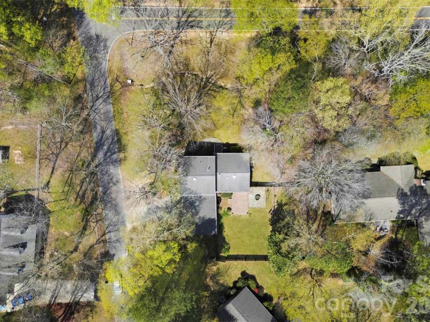 501 Mountainbrook Road, Lancaster, SC 29720.  MLS# CAR4361469, YatesRealty ID 18039. 
