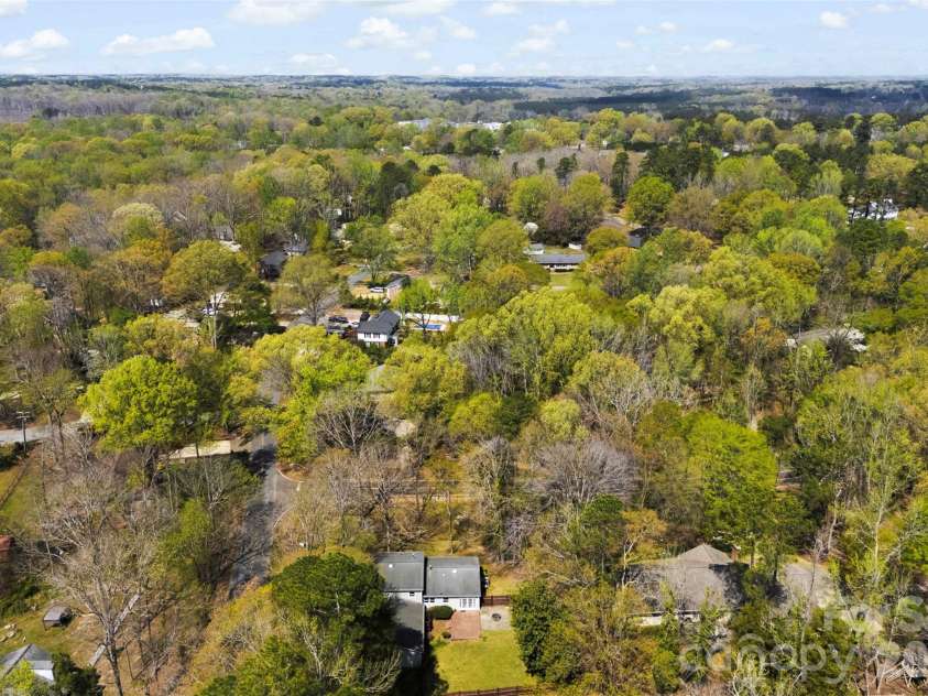 501 Mountainbrook Road, Lancaster, SC 29720.  MLS# CAR4361469, YatesRealty ID 18039. 