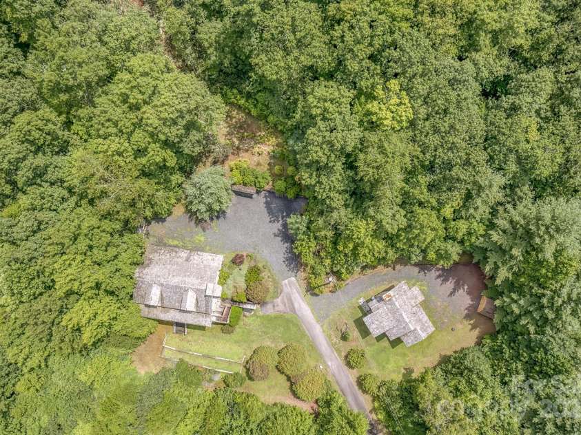 184 Dover Lane, Spruce Pine, NC 28777.  MLS# CAR4164816, YatesRealty ID 1804. 