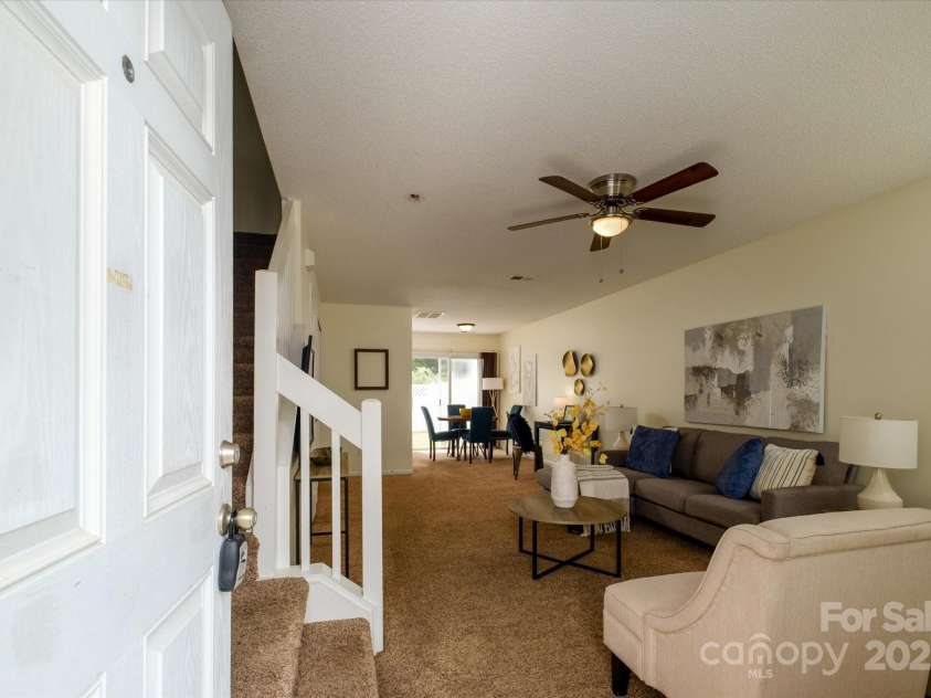 15042 Deshler Court, Charlotte, NC 28273.  MLS# CAR4259327, YatesRealty ID 18040. 