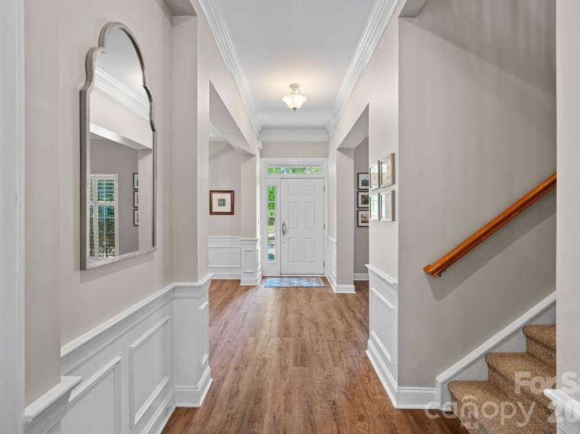 15748 Chipping Drive, Huntersville, NC 28078.  MLS# CAR4369340, YatesRealty ID 18040. 