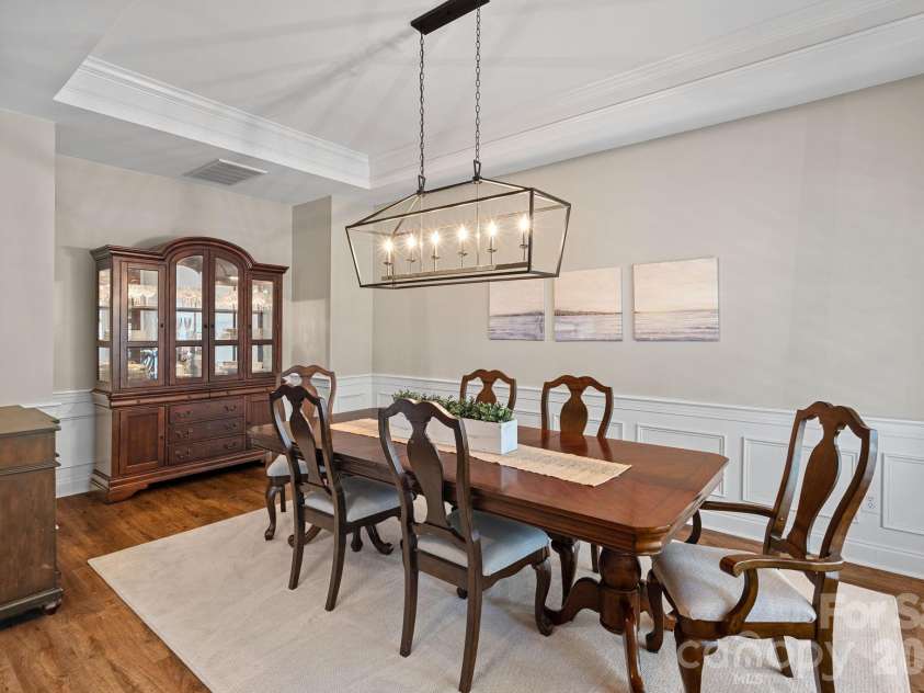 15748 Chipping Drive, Huntersville, NC 28078.  MLS# CAR4369340, YatesRealty ID 18040. 