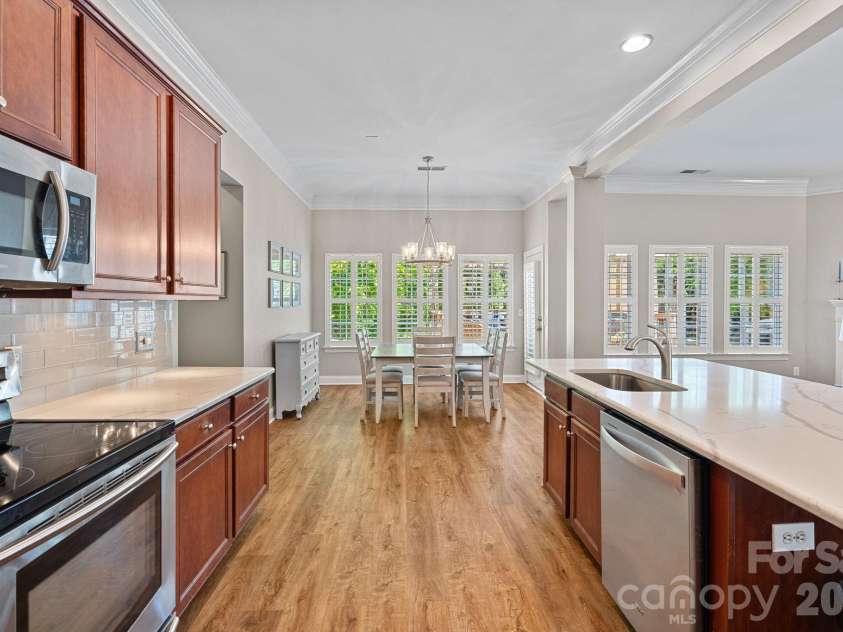 15748 Chipping Drive, Huntersville, NC 28078.  MLS# CAR4369340, YatesRealty ID 18040. 