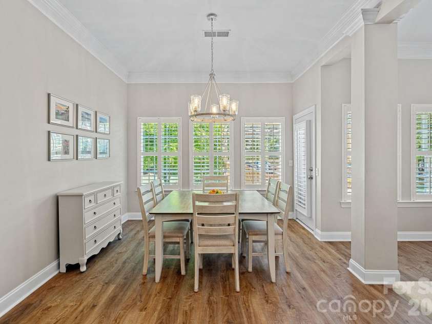 15748 Chipping Drive, Huntersville, NC 28078.  MLS# CAR4369340, YatesRealty ID 18040. 