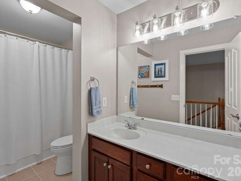 15748 Chipping Drive, Huntersville, NC 28078.  MLS# CAR4369340, YatesRealty ID 18040. 