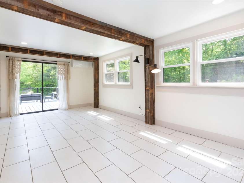 610 Banks Creek Road, Burnsville, NC 28714.  MLS# CAR4257560, YatesRealty ID 18041. Bed / Bonus Room