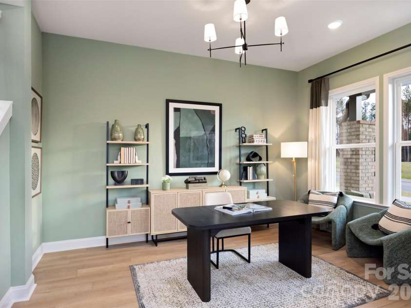 16012 Cloud Nine Court, Matthews, NC 28105.  MLS# CAR4349159, YatesRealty ID 18042. Flex/study space