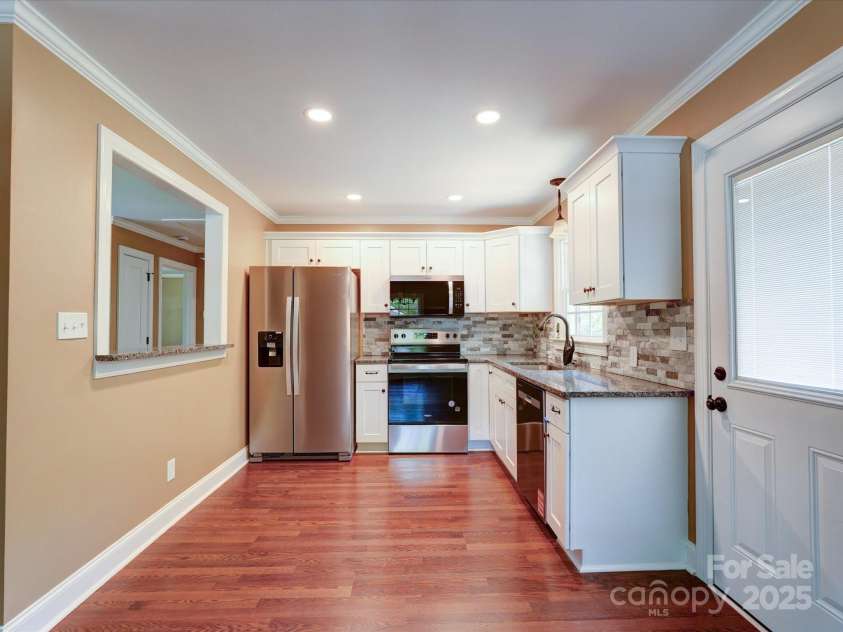 1306 Abbey Court, Lancaster, SC 29720.  MLS# CAR4263542, YatesRealty ID 18043. 