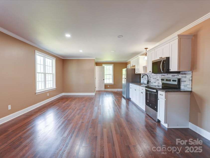 1306 Abbey Court, Lancaster, SC 29720.  MLS# CAR4263542, YatesRealty ID 18043. 