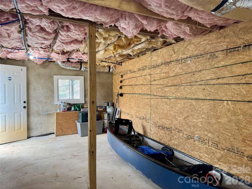 250 Seagle Street, Marion, NC 28752.  MLS# CAR4344177, YatesRealty ID 18043. 