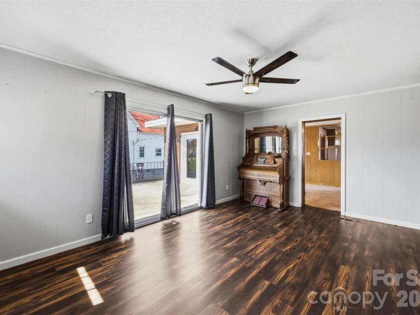 108 Washington Avenue, Bessemer City, NC 28016.  MLS# CAR4346403, YatesRealty ID 18044. 