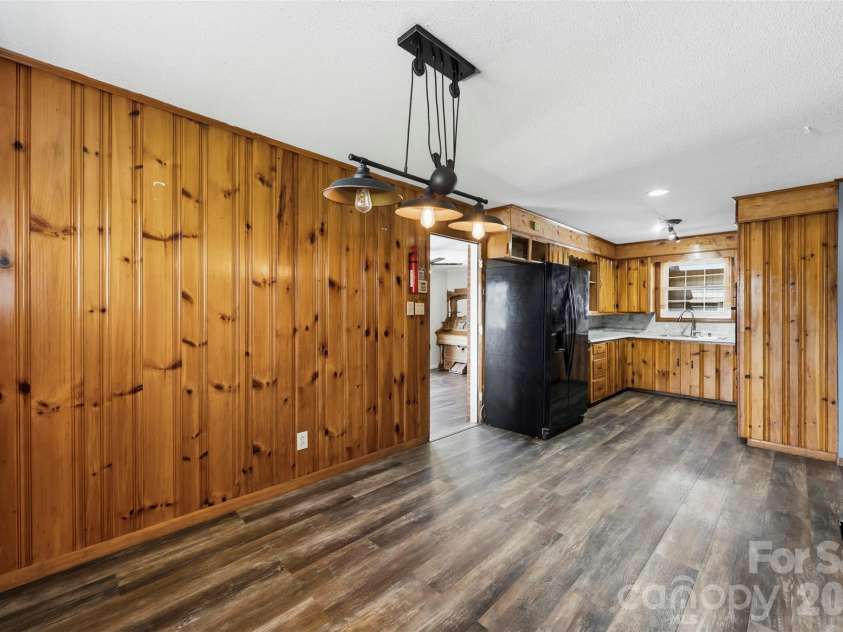 108 Washington Avenue, Bessemer City, NC 28016.  MLS# CAR4346403, YatesRealty ID 18044. 