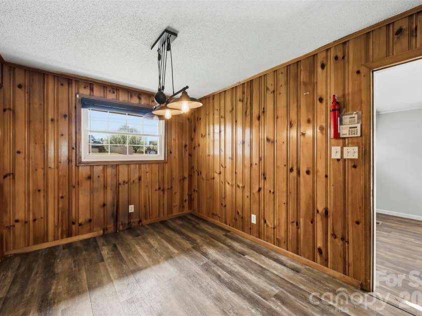 108 Washington Avenue, Bessemer City, NC 28016.  MLS# CAR4346403, YatesRealty ID 18044. 
