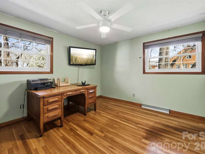 108 Washington Avenue, Bessemer City, NC 28016.  MLS# CAR4346403, YatesRealty ID 18044. 