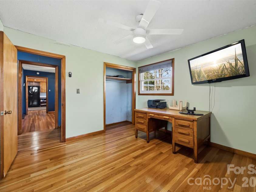 108 Washington Avenue, Bessemer City, NC 28016.  MLS# CAR4346403, YatesRealty ID 18044. 